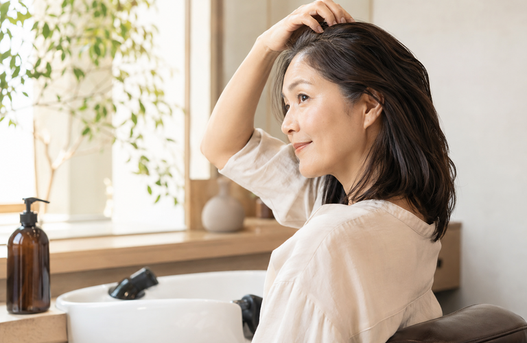 頭皮ケアを始めるなら、まず変えるべきこと|町田のヘアサロンなら頭皮、シャンプーケアに特化した＆Happily
