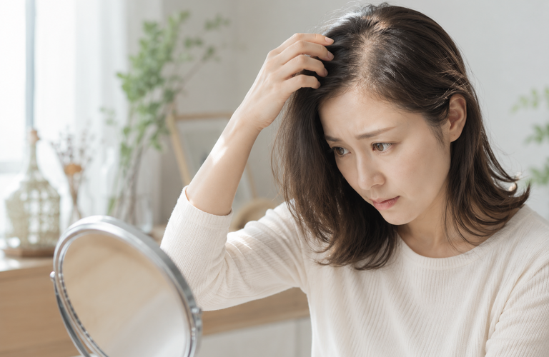町田で抜け毛相談が増えている年代とは？｜町田のヘアサロンなら抜け毛、頭皮ケアに特化した＆Happily
